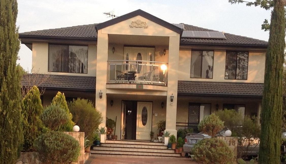 A Home Away From Home Kanberra Dış mekan fotoğraf